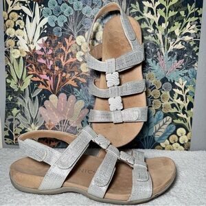 Vionic Amber Women's Silver Adjustable Straps Sandals Comfort Size 10